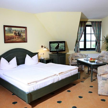 Mueritz Landhotel Gruener Baum Gotthun Luaran gambar